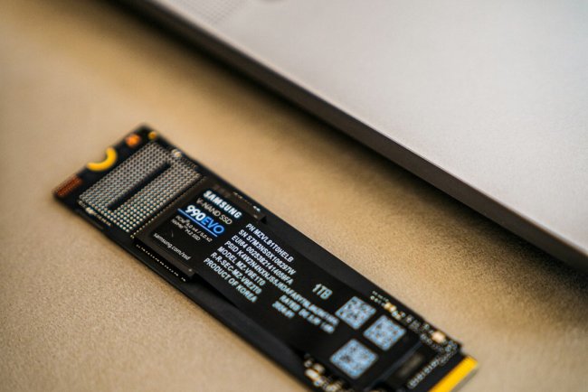 Is 256GB SSD Enough in 2026? 256GB vs 512GB — Honest Answer