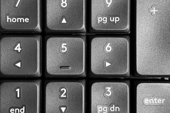 Win+D and 15 More Windows Shortcut Keys Everyone Should Know (2026)