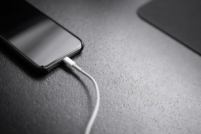 Juice Jacking: Is Public USB Charging Safe? How Attackers Steal Data