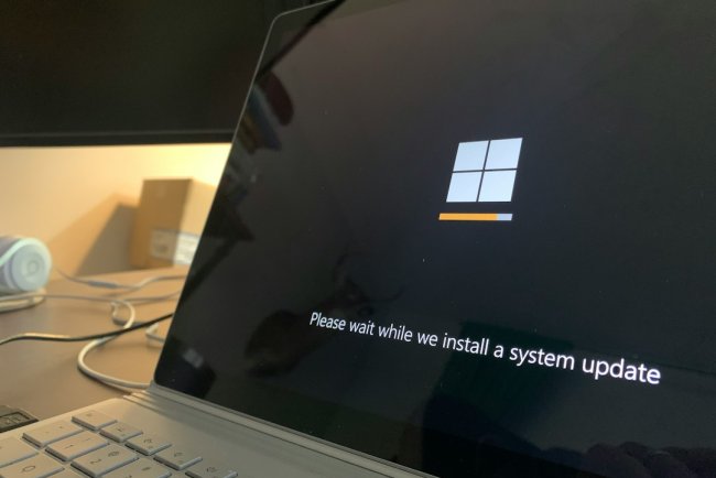 PC Won't Shut Down? Windows Shutdown Stuck — 5 Quick Fixes