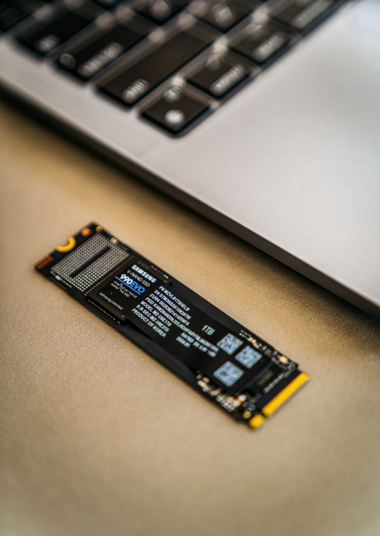 Is 256GB SSD Enough in 2026? 256GB vs 512GB — Honest Answer