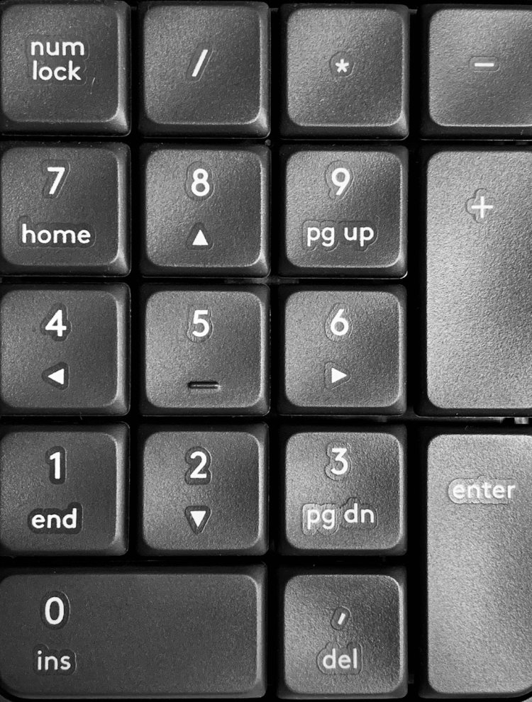 Win+D and 15 More Windows Shortcut Keys Everyone Should Know (2026)