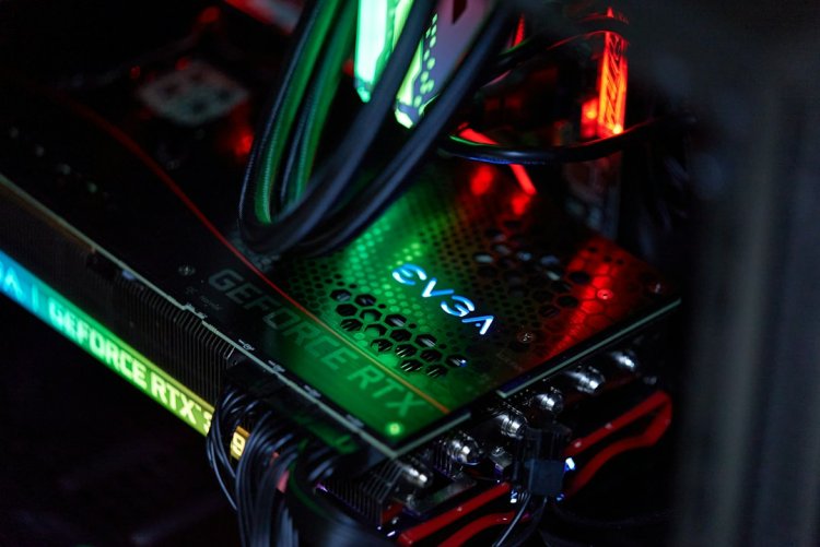 DDR4 vs DDR5 RAM: Which Should You Buy? Speed, Price & Gaming (2026)