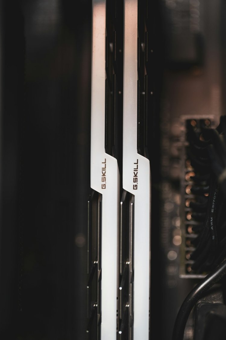 Single vs Dual Channel RAM: Does 2 Sticks Really Boost Performance?