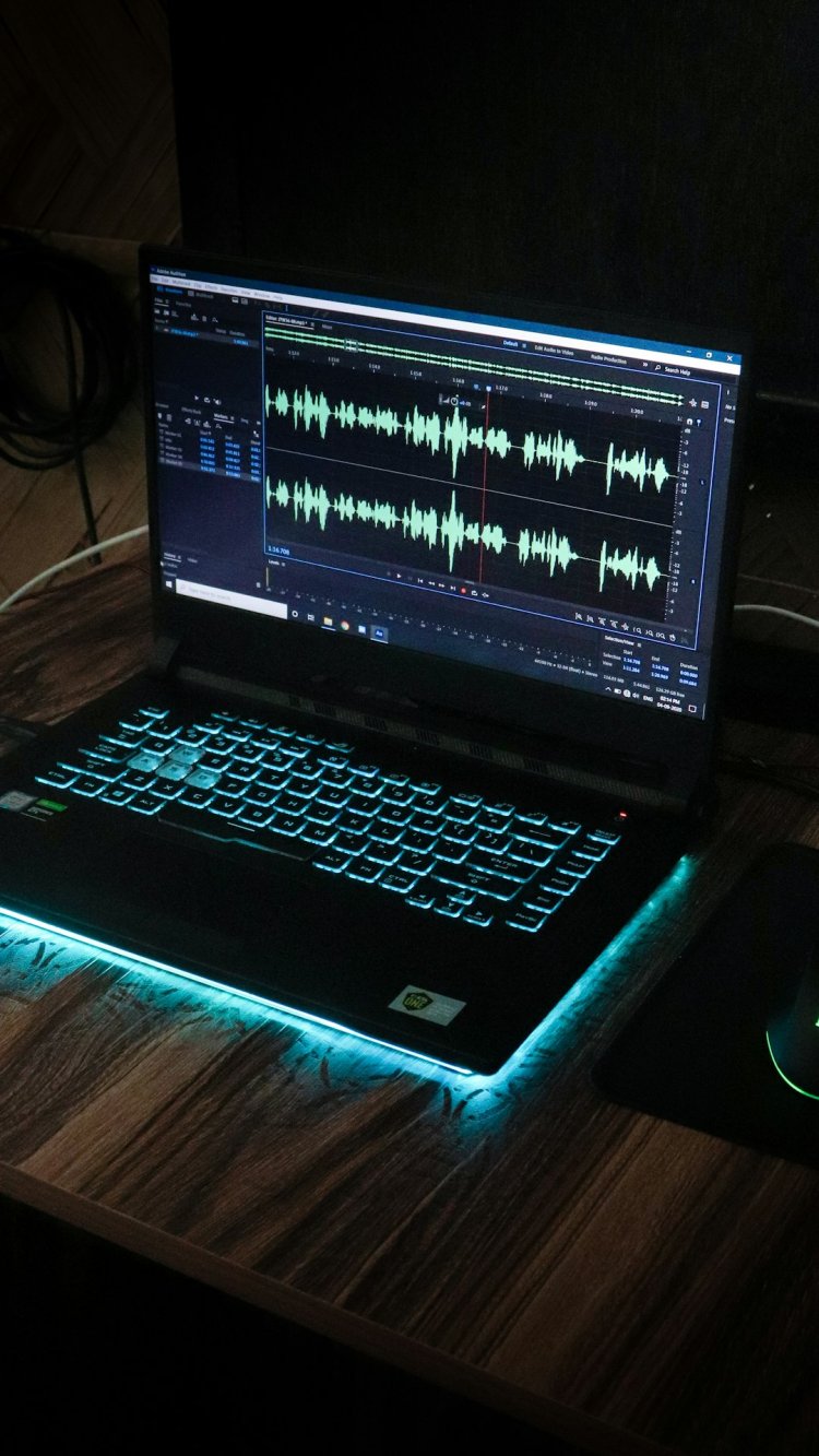 No Sound on PC? Windows Audio Fix — Output Device, Drivers & Services
