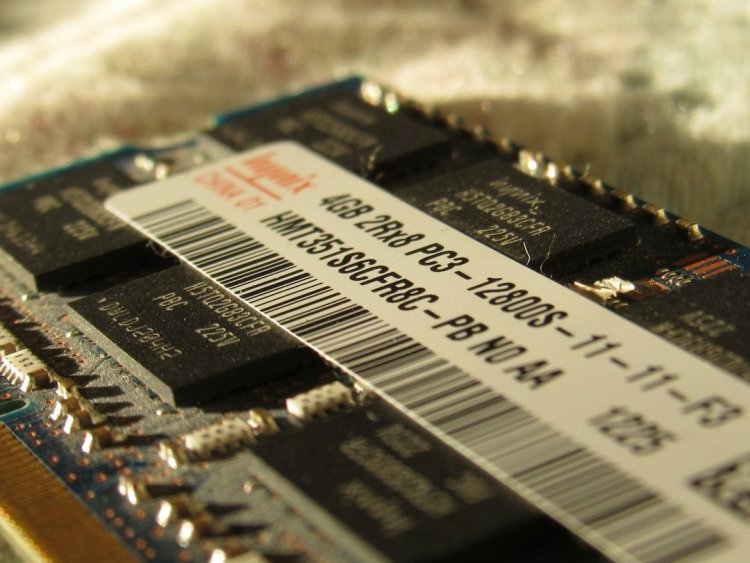 8GB vs 16GB RAM — Is 8GB Enough in 2026? Honest Answer